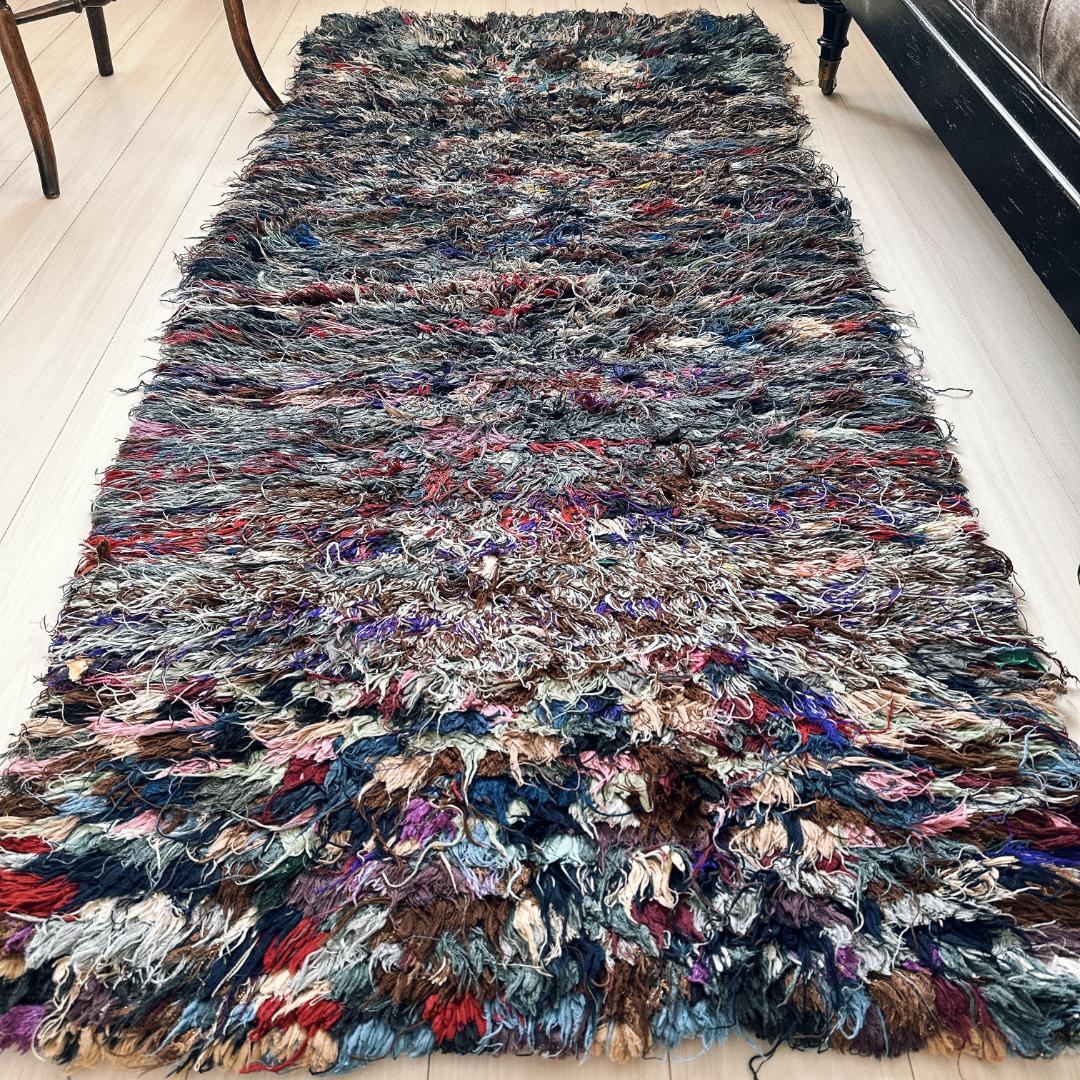 モロッコ製ヴィンテージラグ148 グレー ブルー ピンク パープル ブラウン