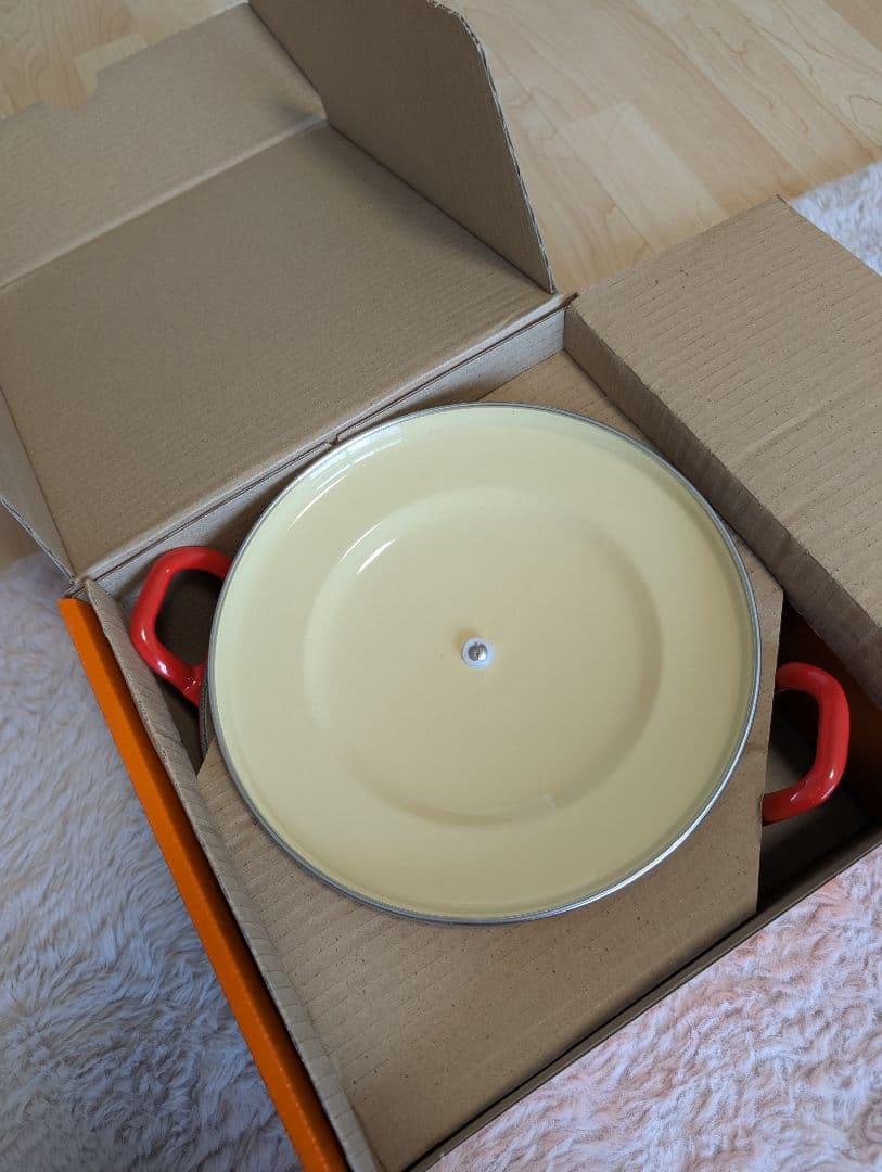 ［新品未使用］LE CREUSET 赤 両手鍋 約24cm