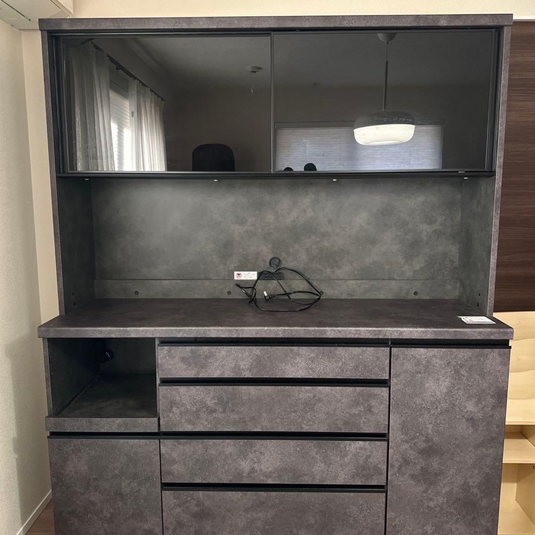 パモウナ　食器棚 ガラス扉付き