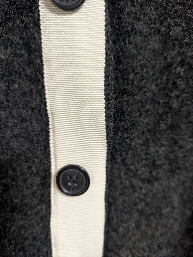 メゾンキツネ　カーディガン　チャコールグレー　ワンポイント　刺繍　L