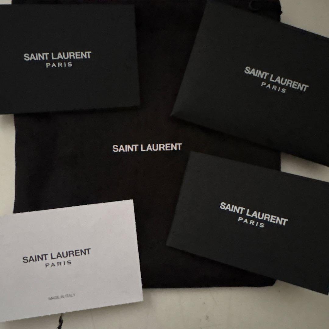 YVES SAINT LAURENT財布