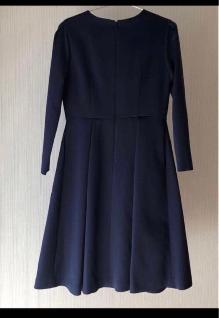 Chesty フラワーエンブロイダリーサテンワンピース 刺繍 ネイビー 清楚上品