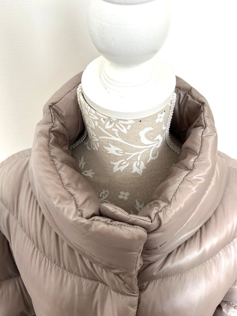 HERNO ヘルノ　ロングダウンジャケット　グレージュ　42サイズ レディースL