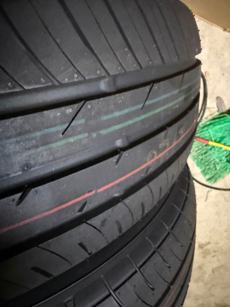 新車外し205-60-16 2本