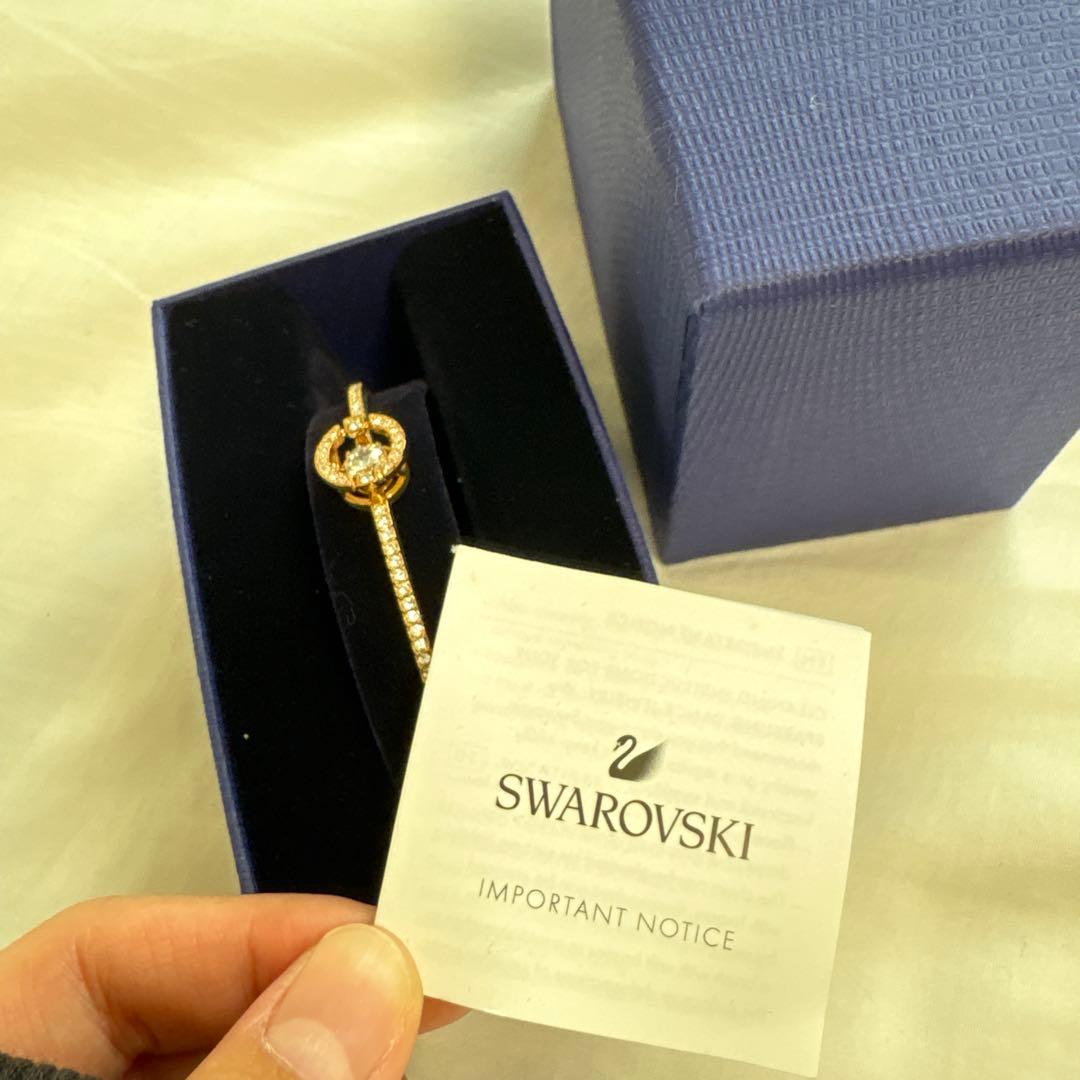 【新品未使用】Swarovski ローズゴールド ブレスレット