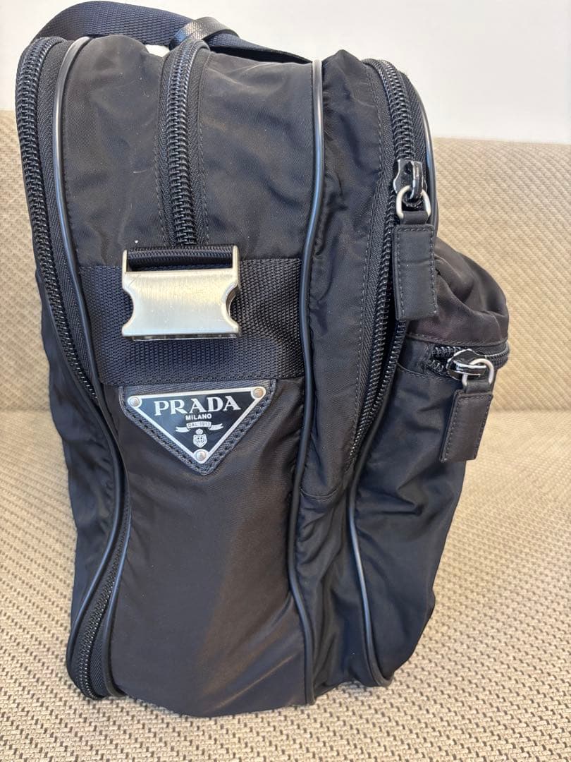PRADA ブラック ボストンバッグ　ビジネスバッグ