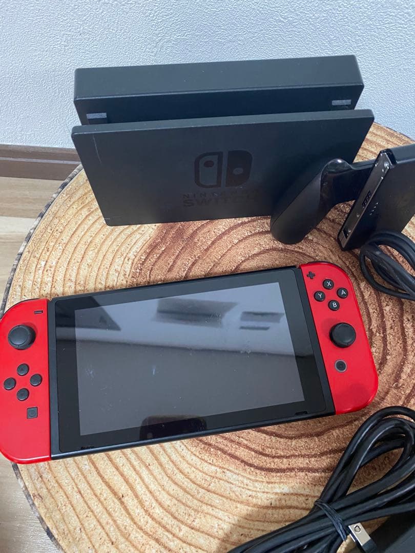 Nintendo Switch ニンテンドースイッチ本体　RED 箱無し