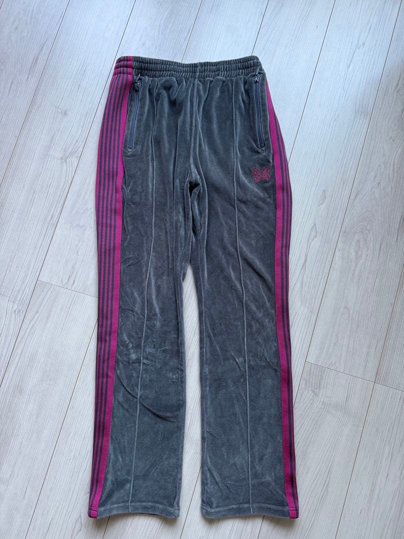 グレー ストライプ パンツ