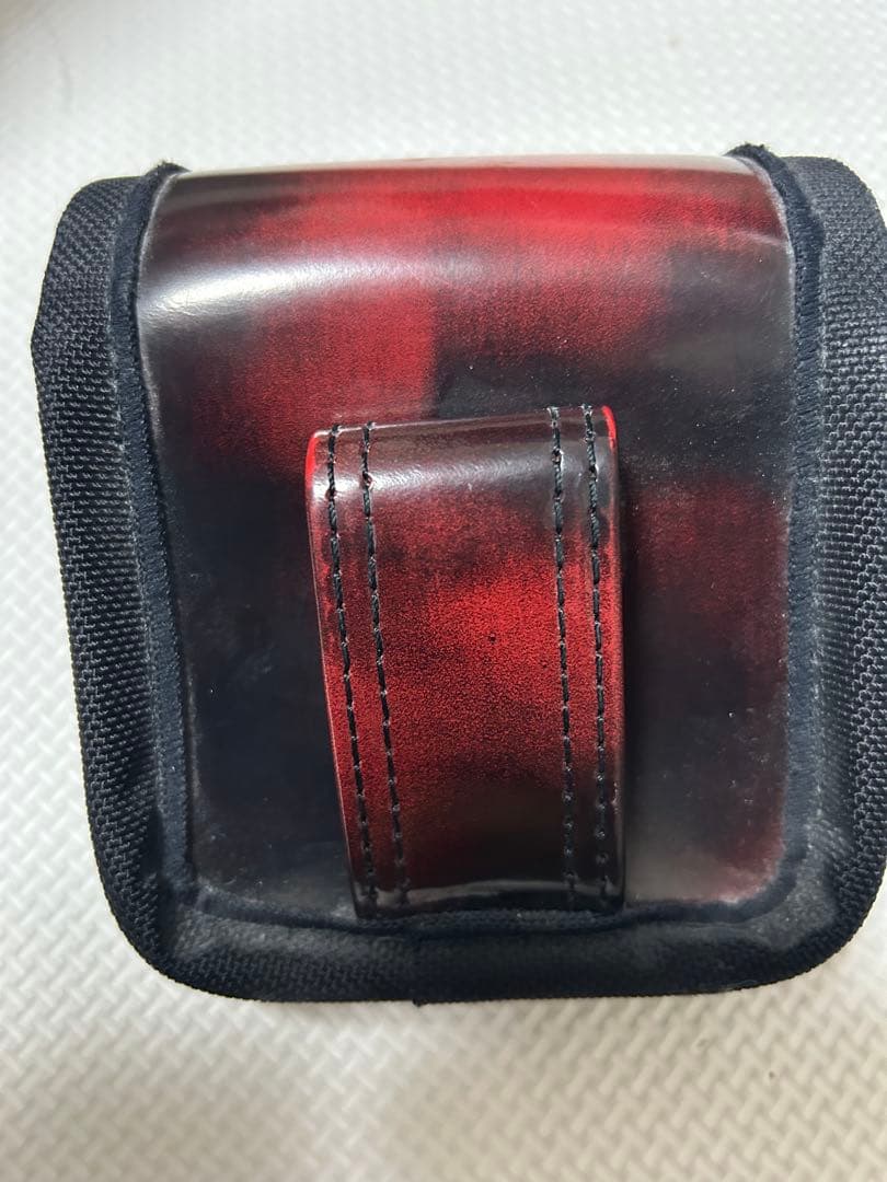 レ*ド様 ニックスガラス革小物ポーチ