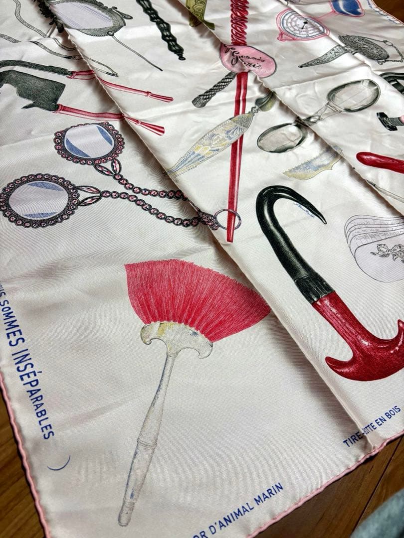 未使用HERMES カレ 90 《切っても切れない仲間》