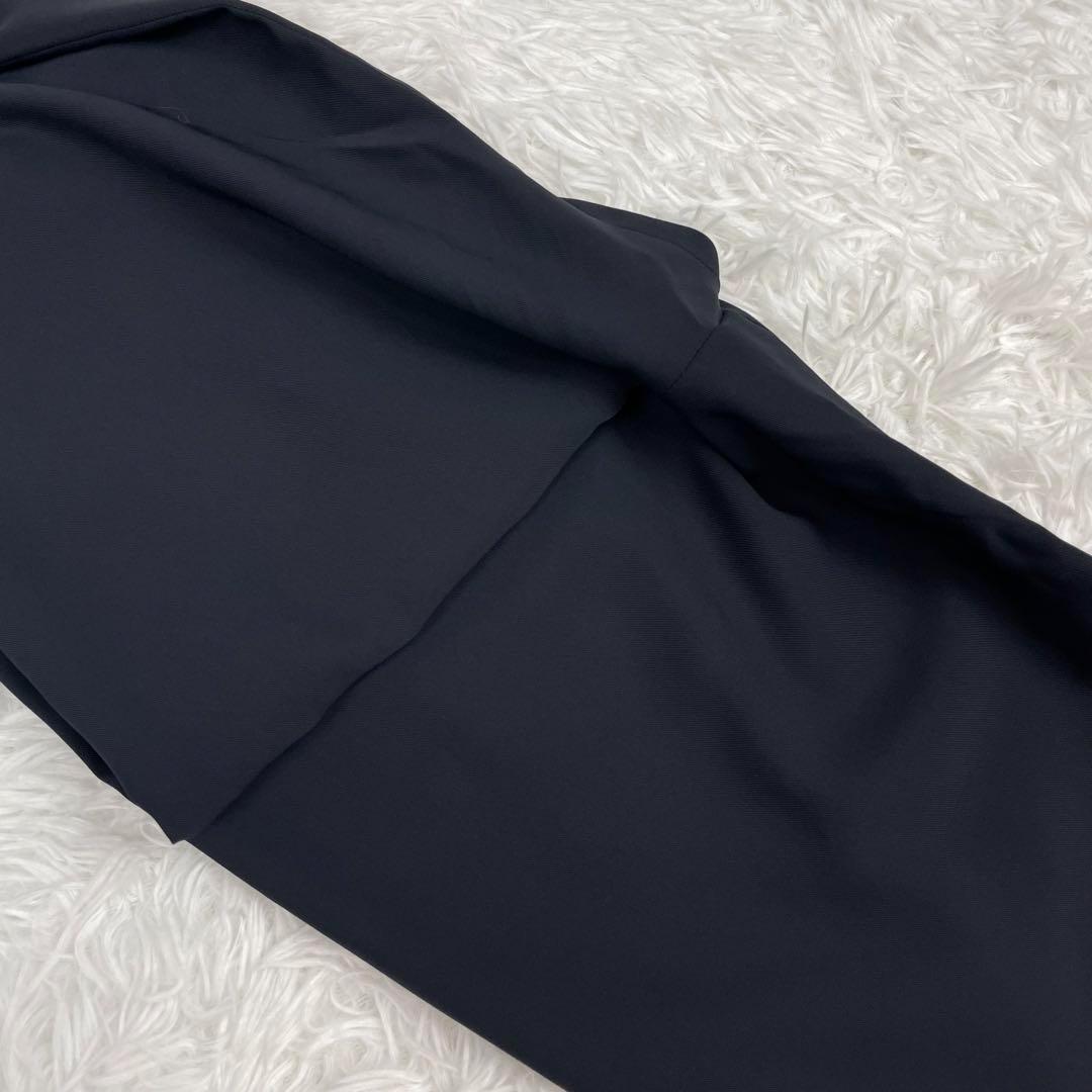 未使用級✨近年モデル✨23区✨ノーカラーパンツスーツ✨大きいサイズ✨シングル✨紺