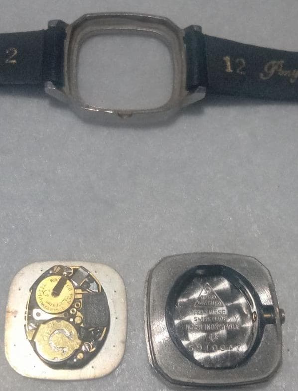 オメガ デビル OMEGA クォーツ 中古 銀黒　アンティーク　ビンテージ