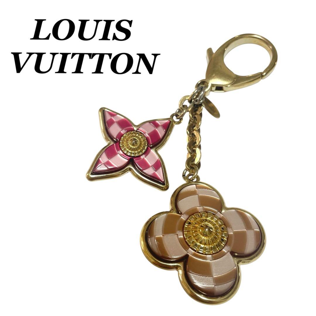 ルイヴィトン　チャーム　ビジューサックモザイク　ピンク　ベージュ