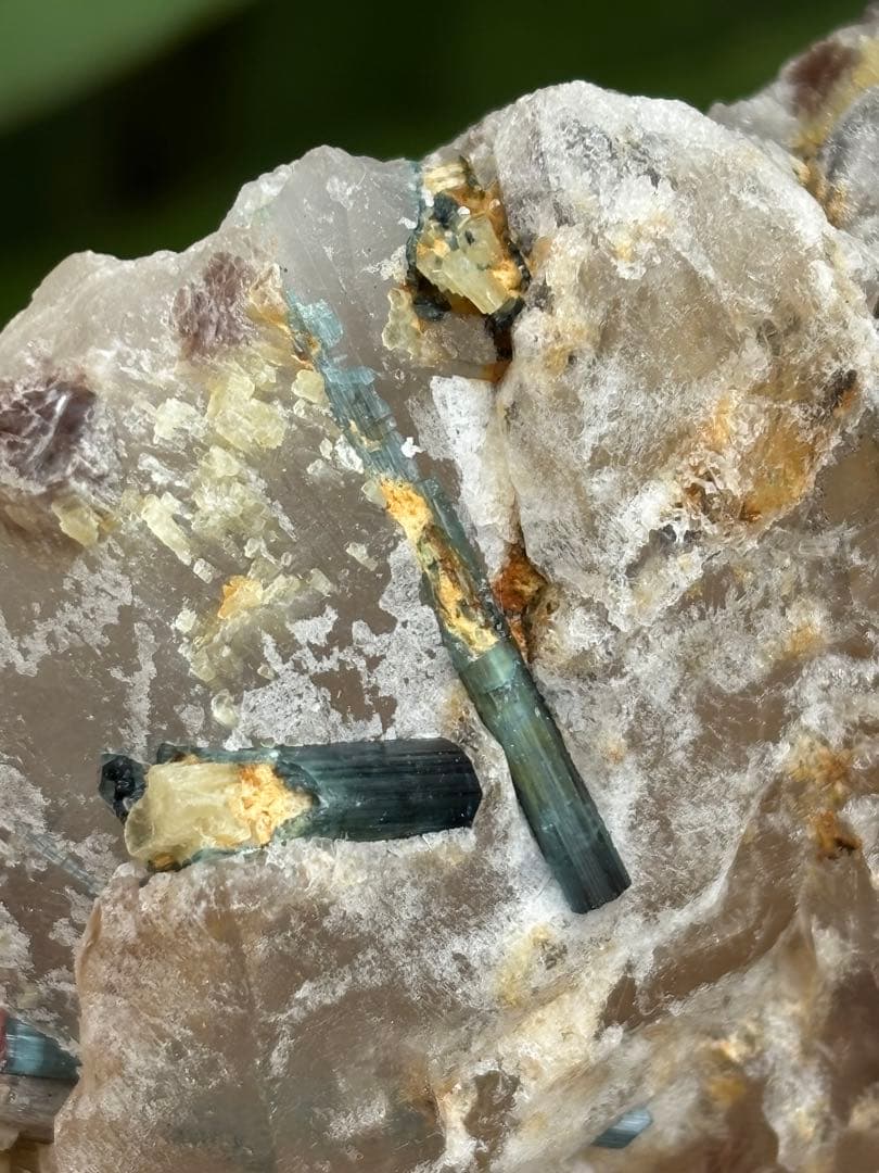 希少　ミナスジェライス州産　シトリン　ジャカレー水晶　トルマリン共生　313g