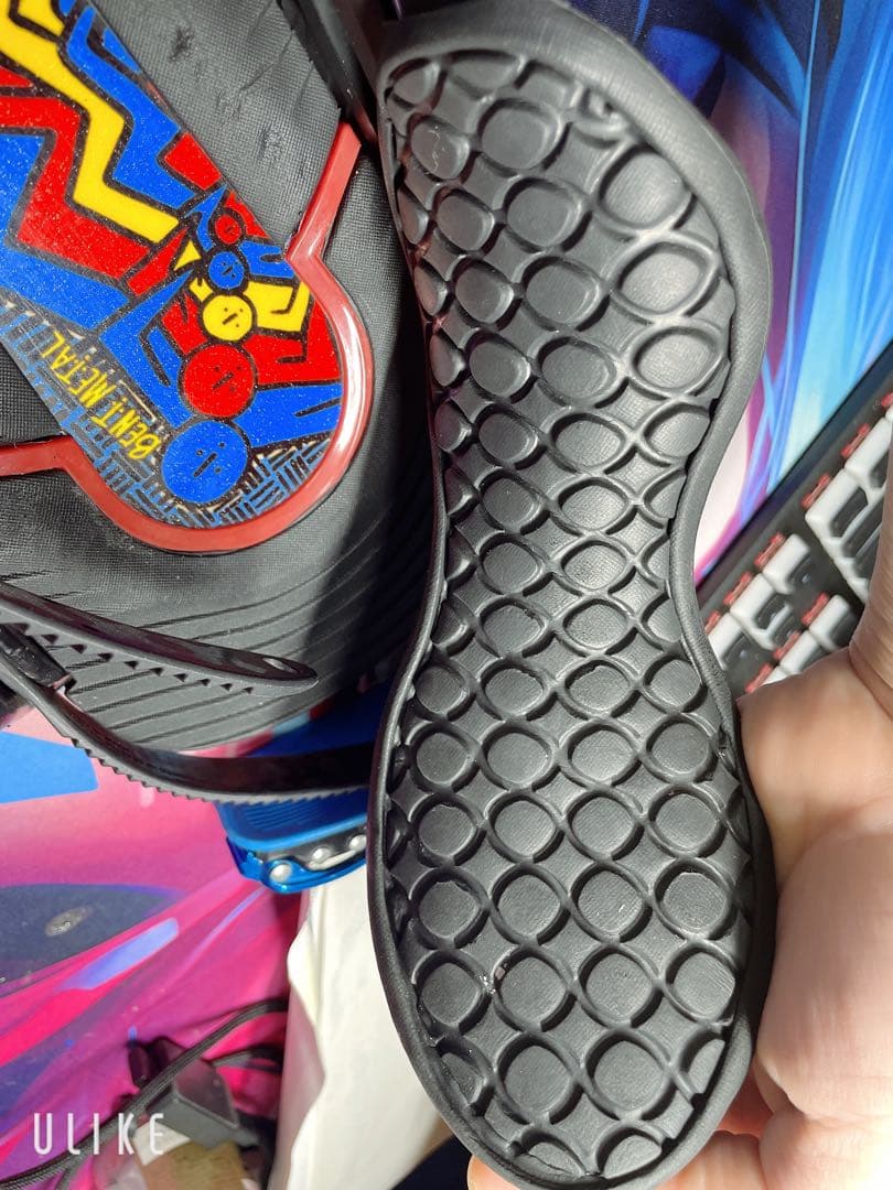 ベントメタル AXTION スノーボード ビンディング