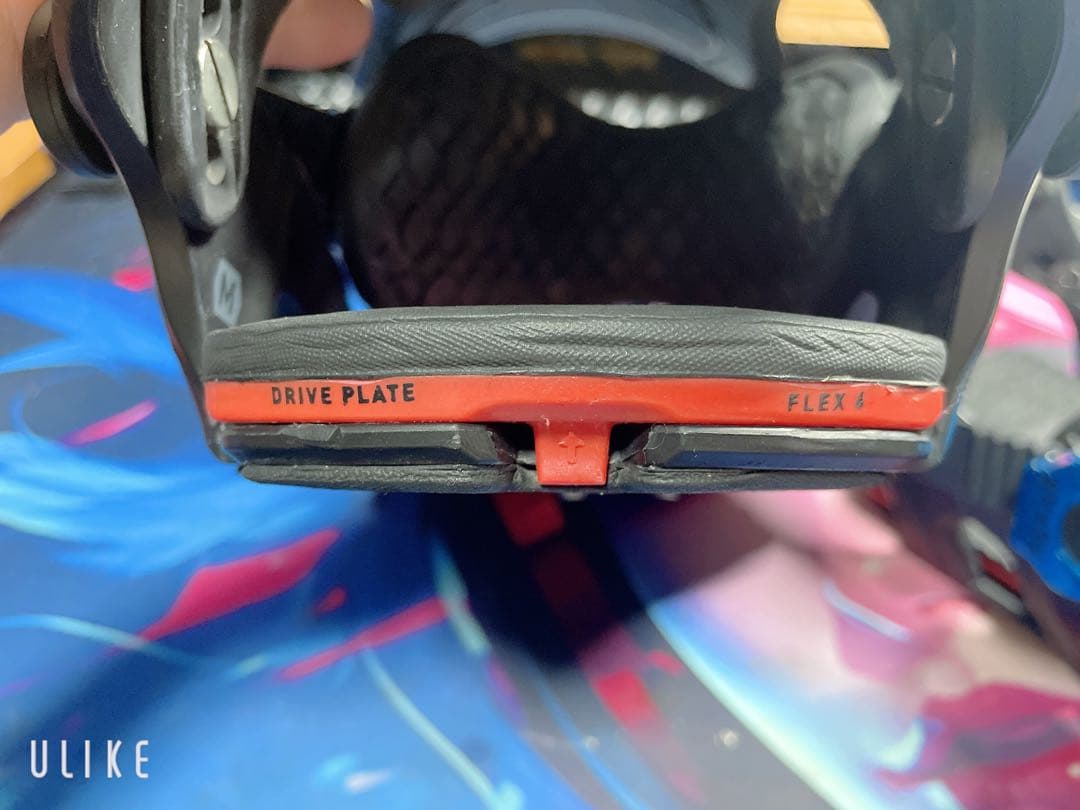 ベントメタル AXTION スノーボード ビンディング