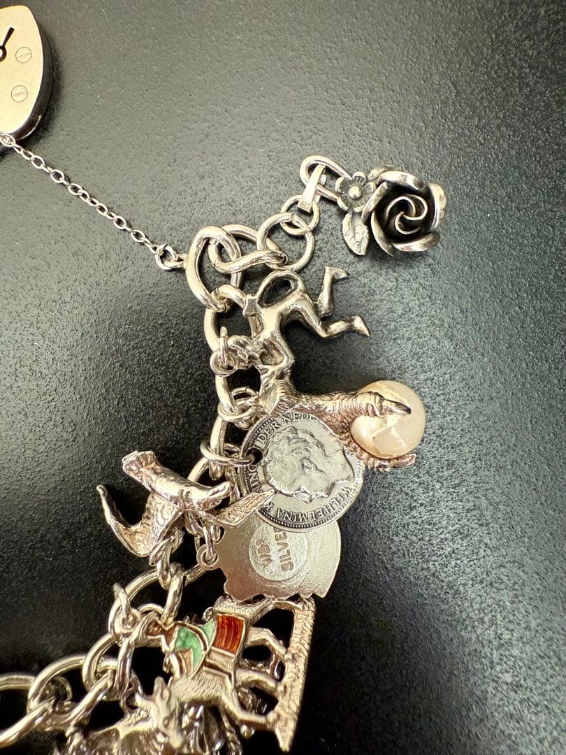 専用　イギリス　アンティーク　ビンテージ　シルバー　チャーム　ブレスレット