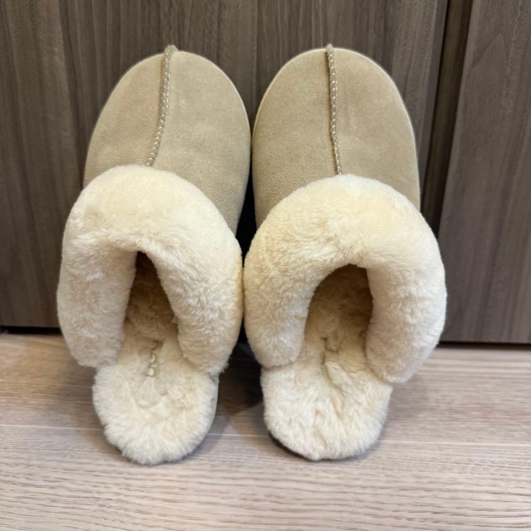 靴 UGG Scuffette II USL8 JP24.5 EU39