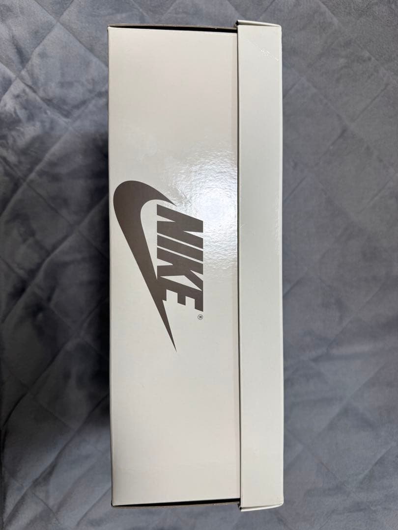 靴 Travis Scott Air Jordan 1 \"Canary\"