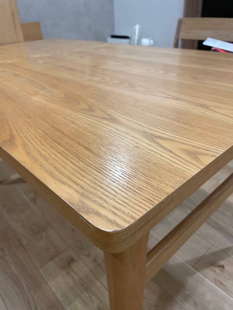 【大阪ピックアップ】ウニコ　ダイニングテーブル