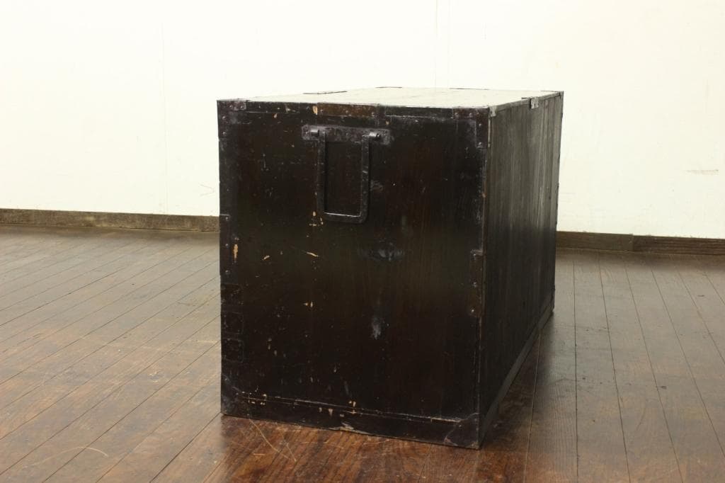 栗の木 使いこまれた風合いが良い時代箪笥 収納/古家具/明治/チェスト/和家具