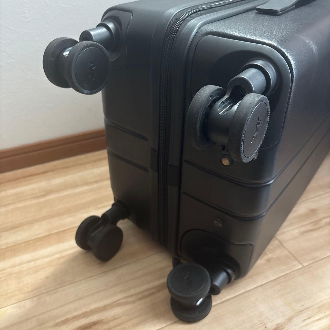 MAIMO キャリーケース Sサイズ　黒　展示品美品　最安値