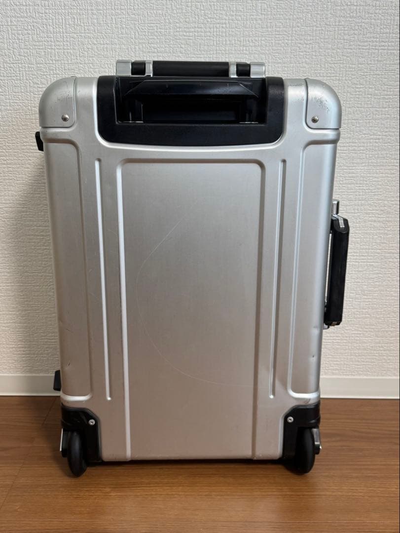ゼロハリバートンZERO HALLIBURTON スーツケース 31L 2輪