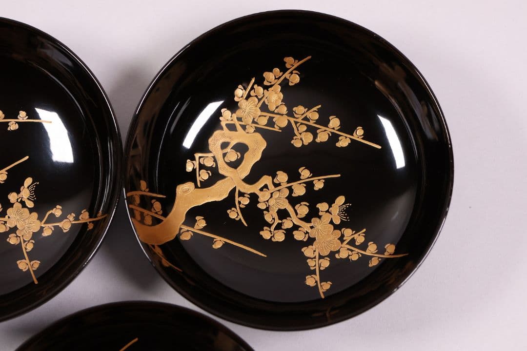【CM232】古い木皿 五客 梅 金蒔絵 黒塗 小皿 菓子皿 木製漆器 大正昭和