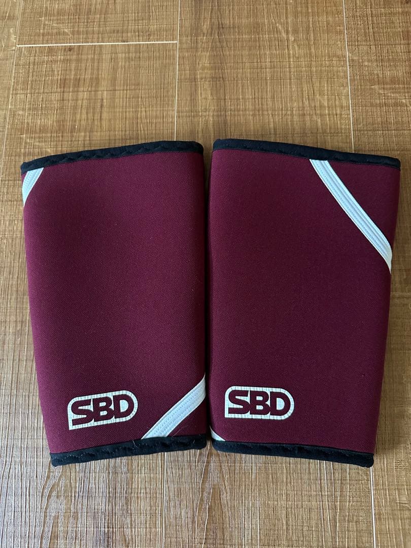 SBD バーガンディ 二ースリーブ Lサイズ