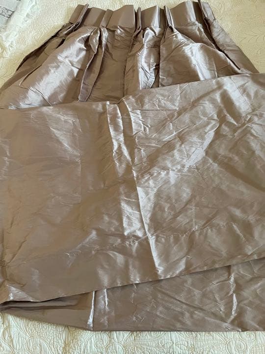 ローラアシュレイ　シルクカーテン