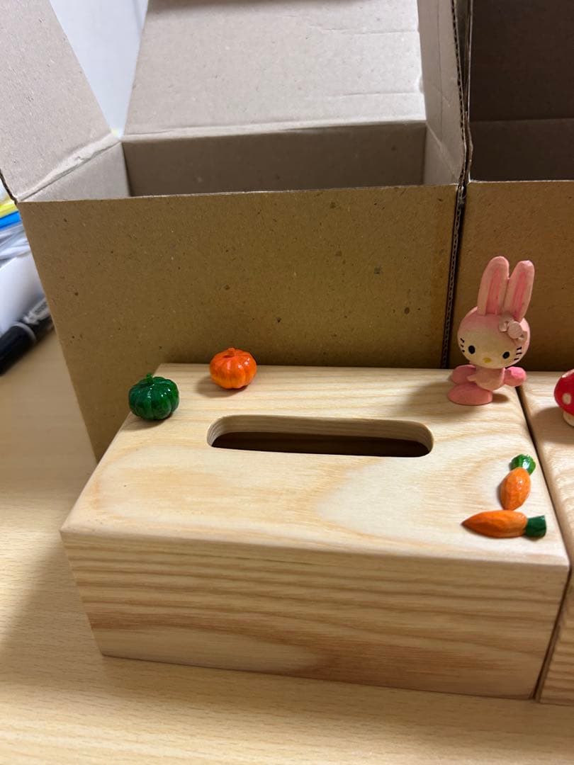 北海道限定ご当地キティ　手掘り木ティッシュボックス10点セット