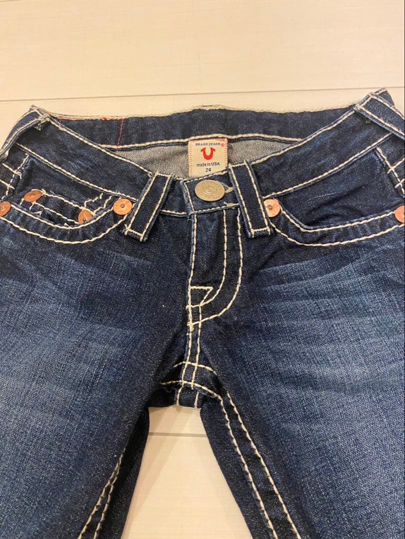 トゥルーレリジョン デニム