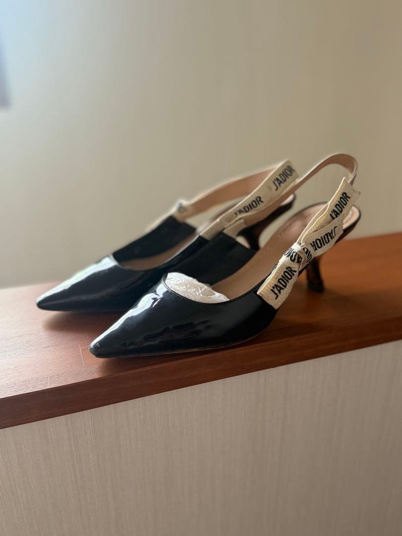 JADIOR ブラック ハイヒール ポインテッドトゥ