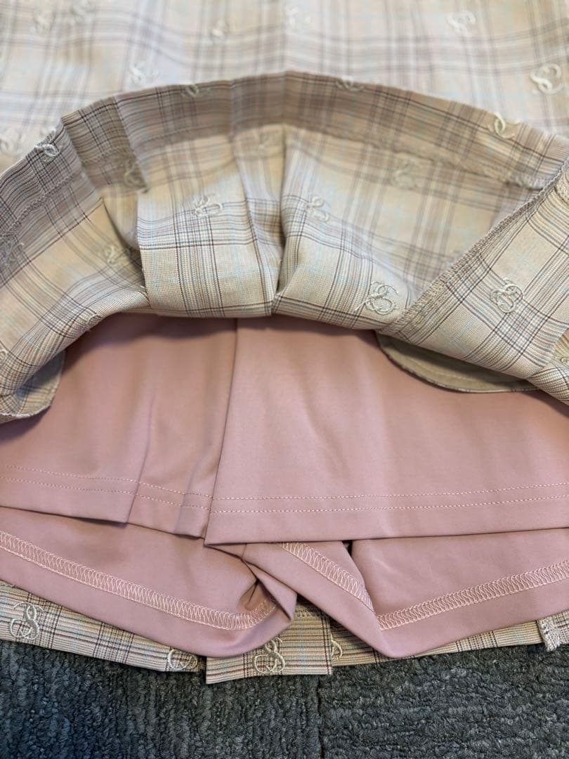 エイミーゴルフ　セットアップ　スカート　春ゴルフ