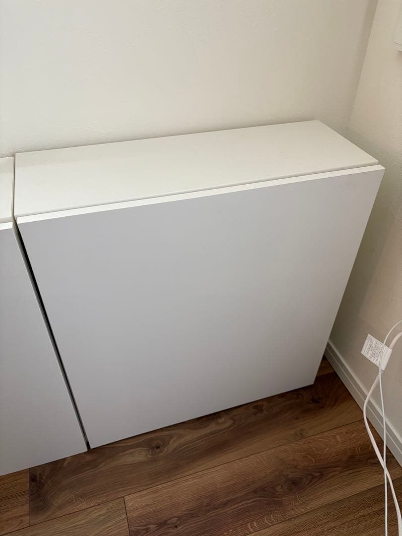 【IKEA】ベストーシェルフユニットラップヴィーケン ホワイト 扉付き 脚付