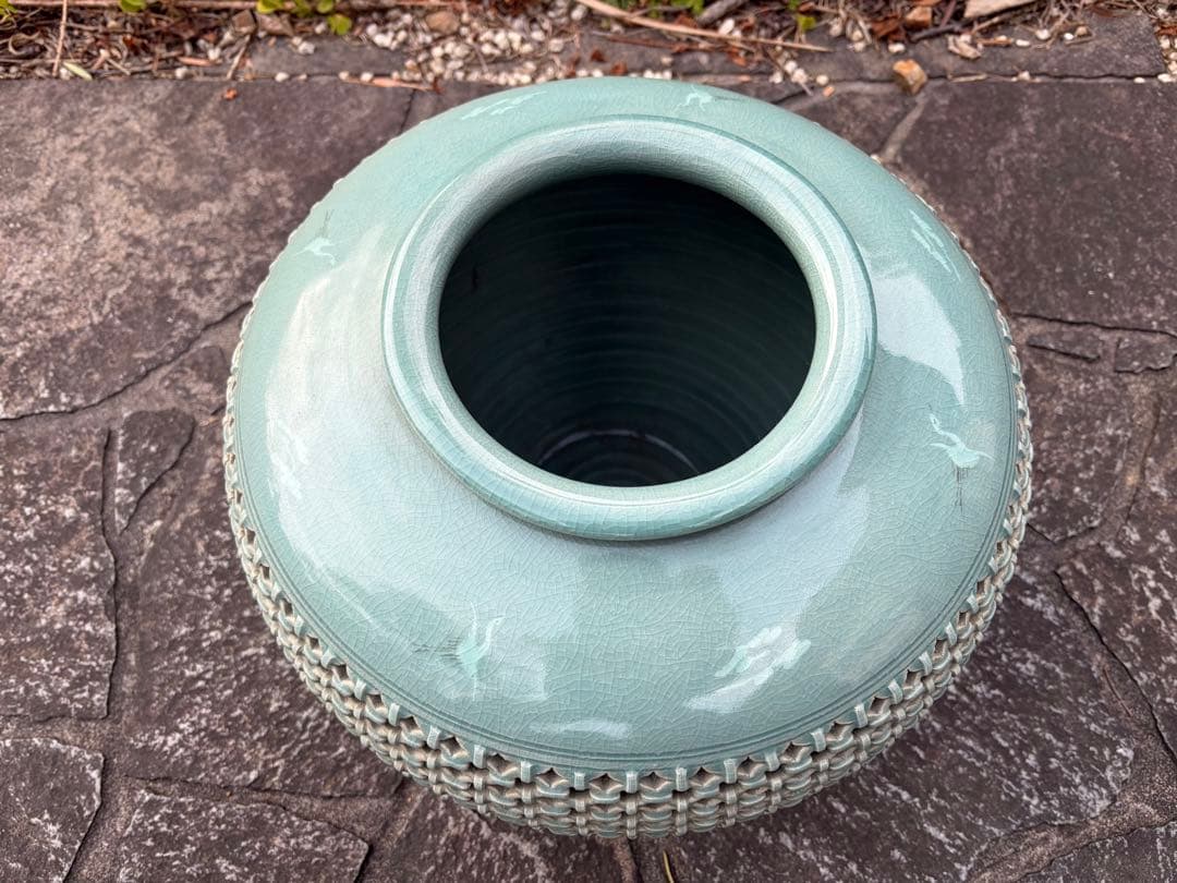 新安窯　峰鶴　李太宇作　高麗青磁　透かし網目　花瓶