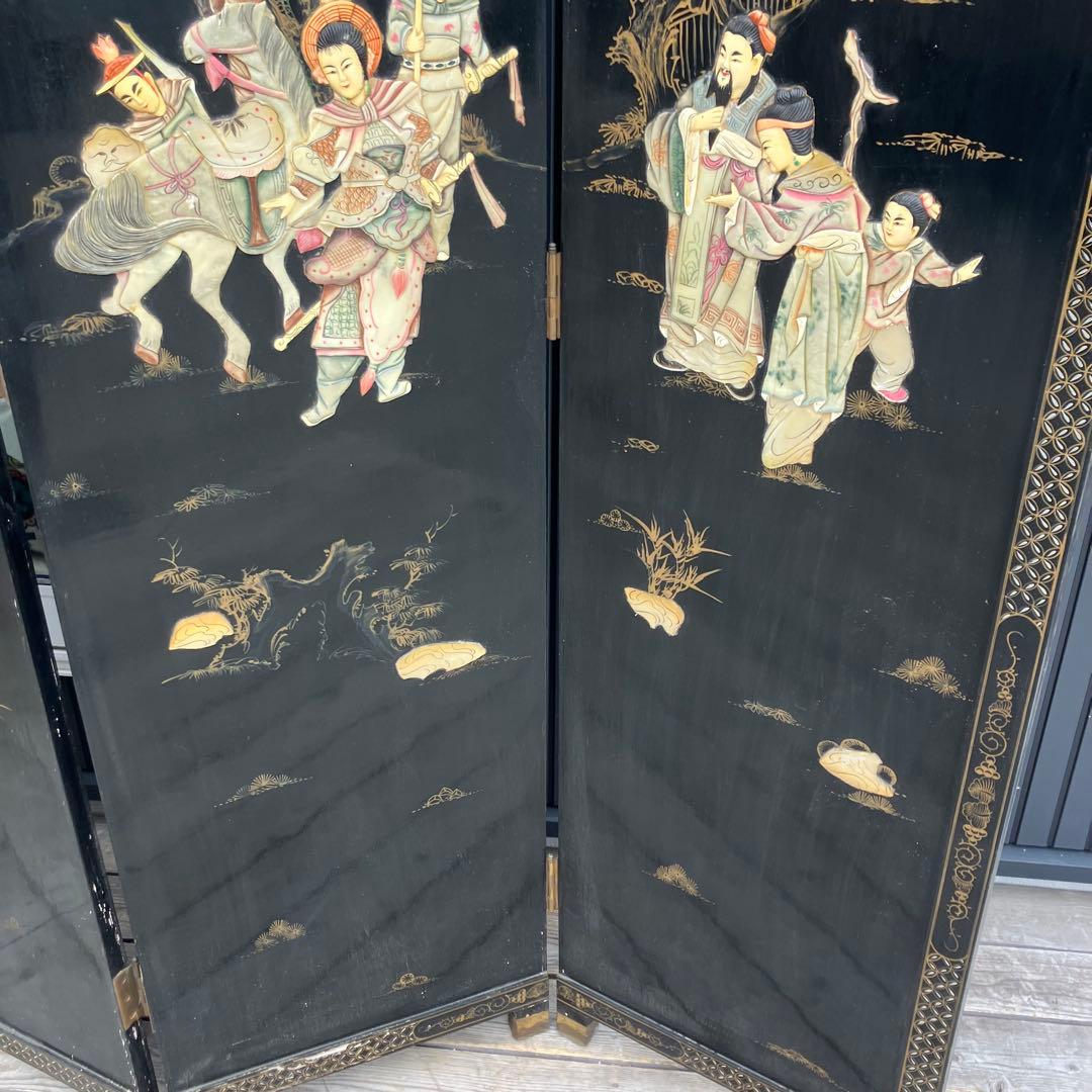 中国骨董 螺鈿細工 兵士 古典画装飾彫り 木製 4連パーテーション 衝立 屏風