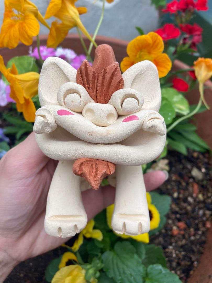 シーサー　魔除け　厄除け　御守り　笑顔　置物　陶器　沖縄　守神