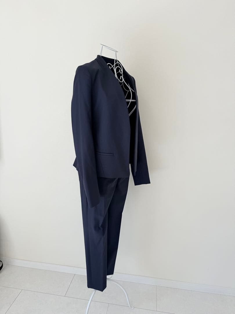 【美品】theoryセオリー/ネイビー ノーカラー パンツスーツ セットアップ
