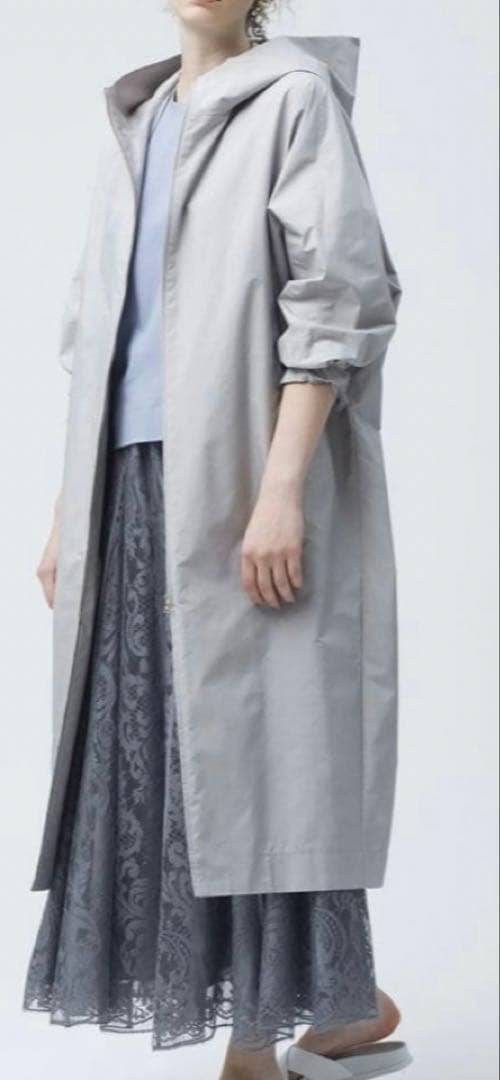 新品タグ付き　ebure リバーレース　フレアースカート　36 グレー