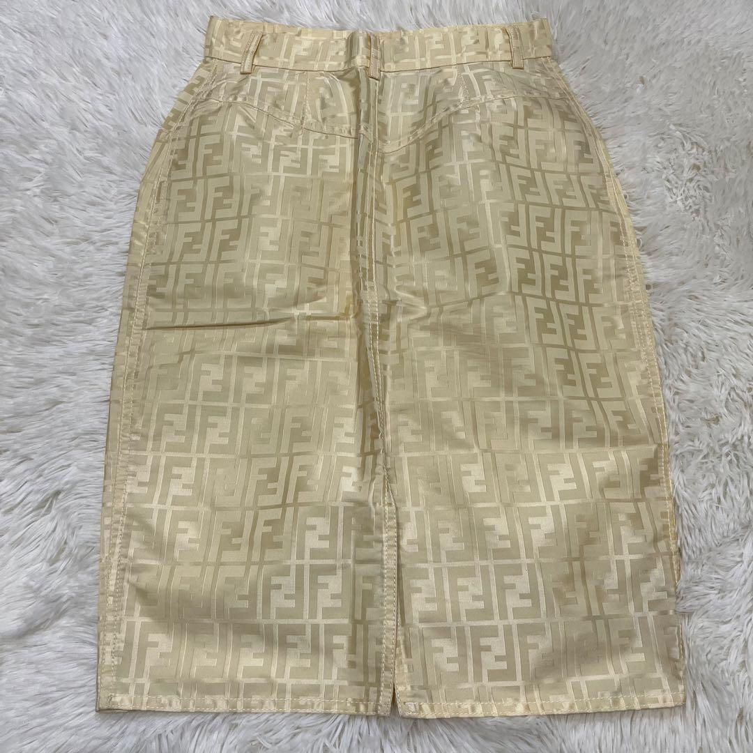 FENDI フェンディ ズッカ柄 ロゴ ナイロン スカート