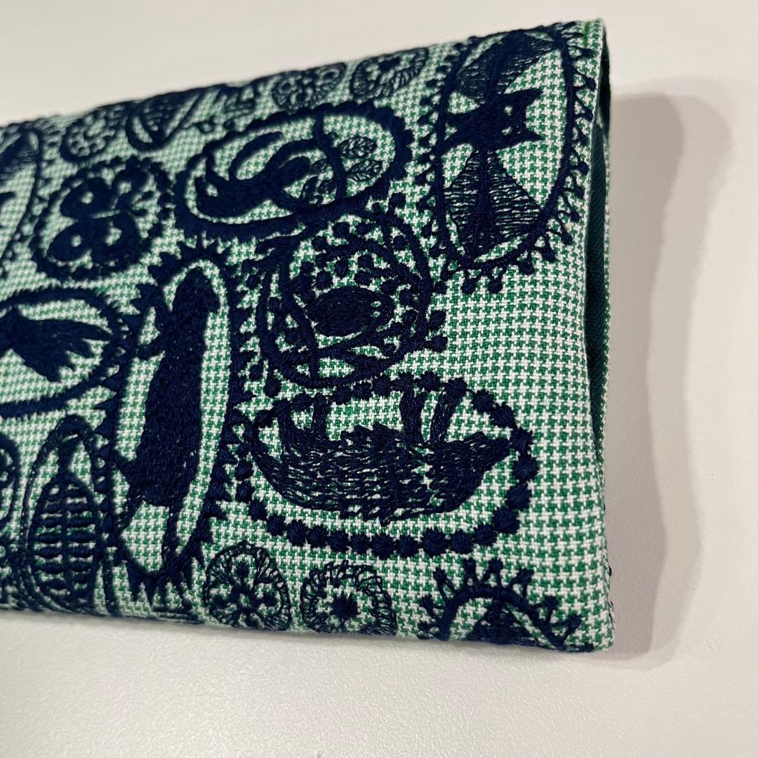 【一点物】ミナペルホネン　（ジャングルレリーフ）マルチケース　長財布