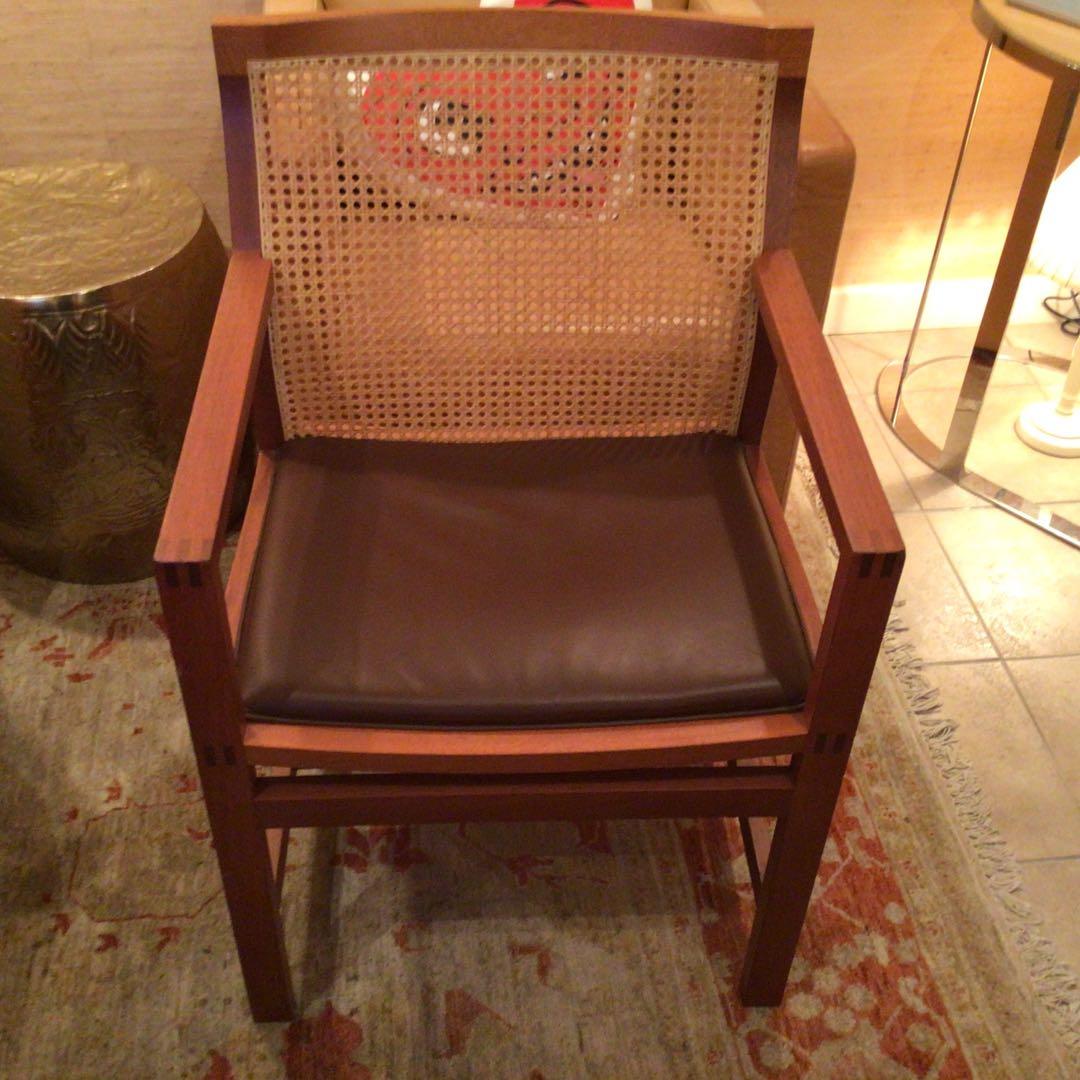 デンマークBOTIUM社木製アームチェア(本革、チーク)