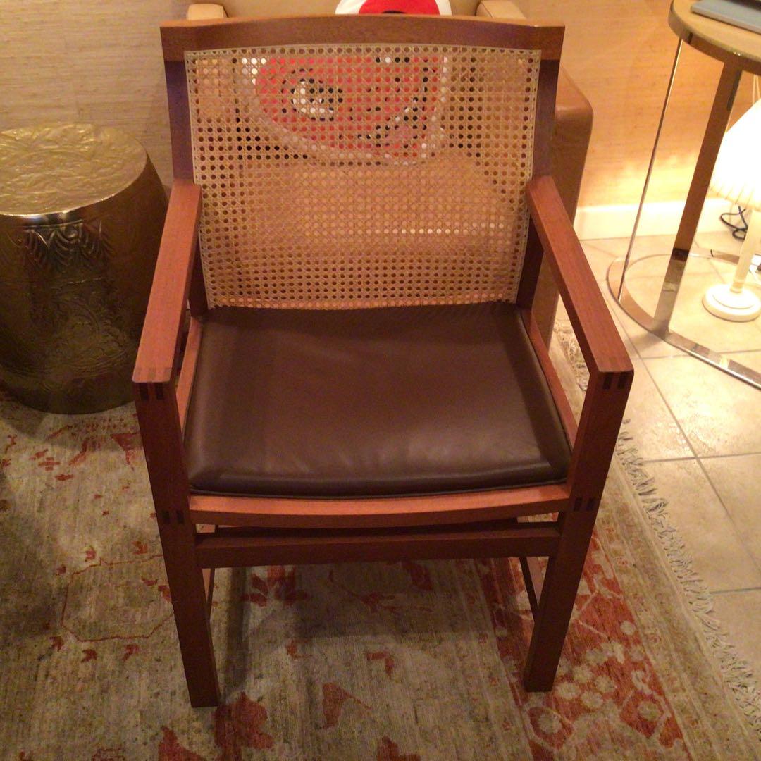 デンマークBOTIUM社木製アームチェア(本革、チーク)