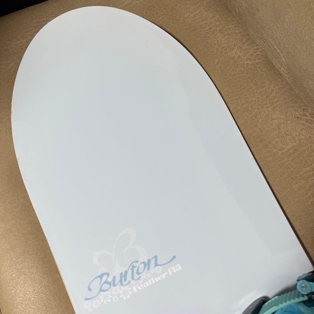 BURTON FEATHER 143 × BURTON SCRIBE M