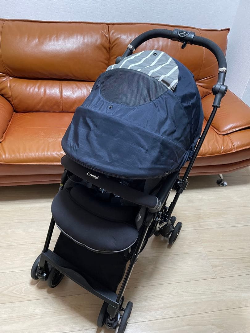【美品】Combi ベビーカー スゴカルa 4キャス エッグショック