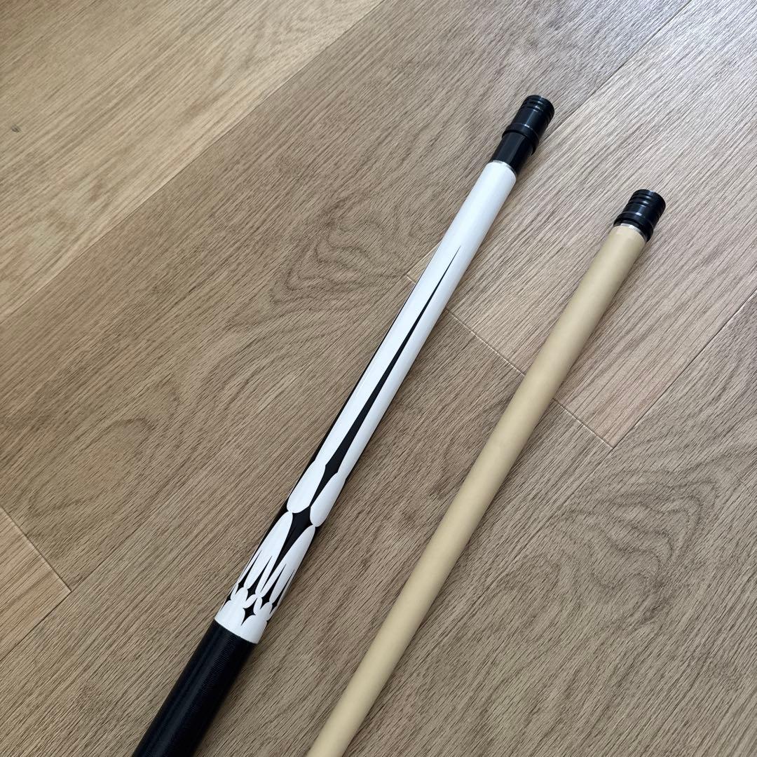 【良品】ビリヤード キュー Adamスコーピオン ロゴ入りキャップ&ケース付属