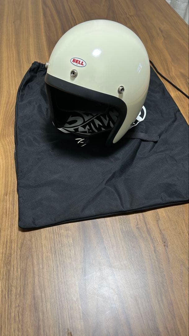 【室内試着】OCEAN BEETLE ヘルメット BELLカスタム アイボリー