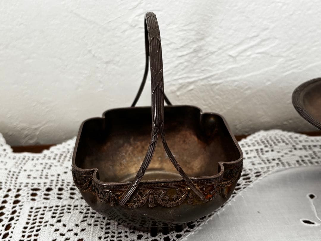 フランス　蚤の市　リボン装飾　小物入れ　ブロカント