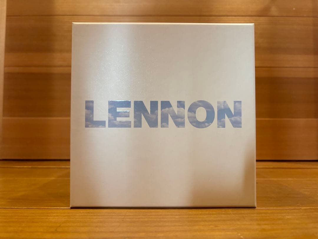 ジョン・レノン シグネイチャーボックス（完全限定生産）